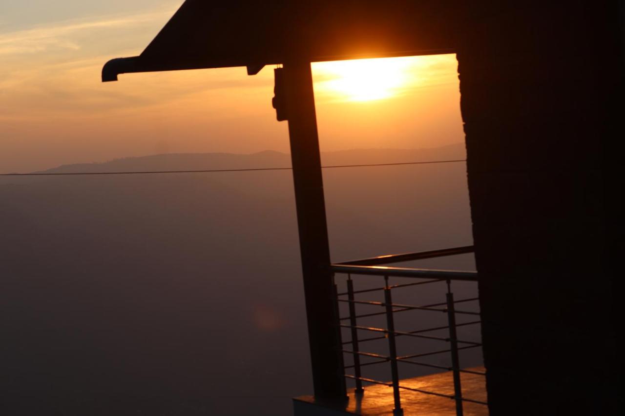 Forest Sunrise Villa 3Bhk Mahābaleshwar Exterior foto